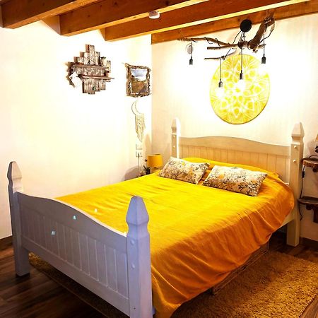 Apartament Cozy Mini House With Beautiful Views Eygliers Zewnętrze zdjęcie