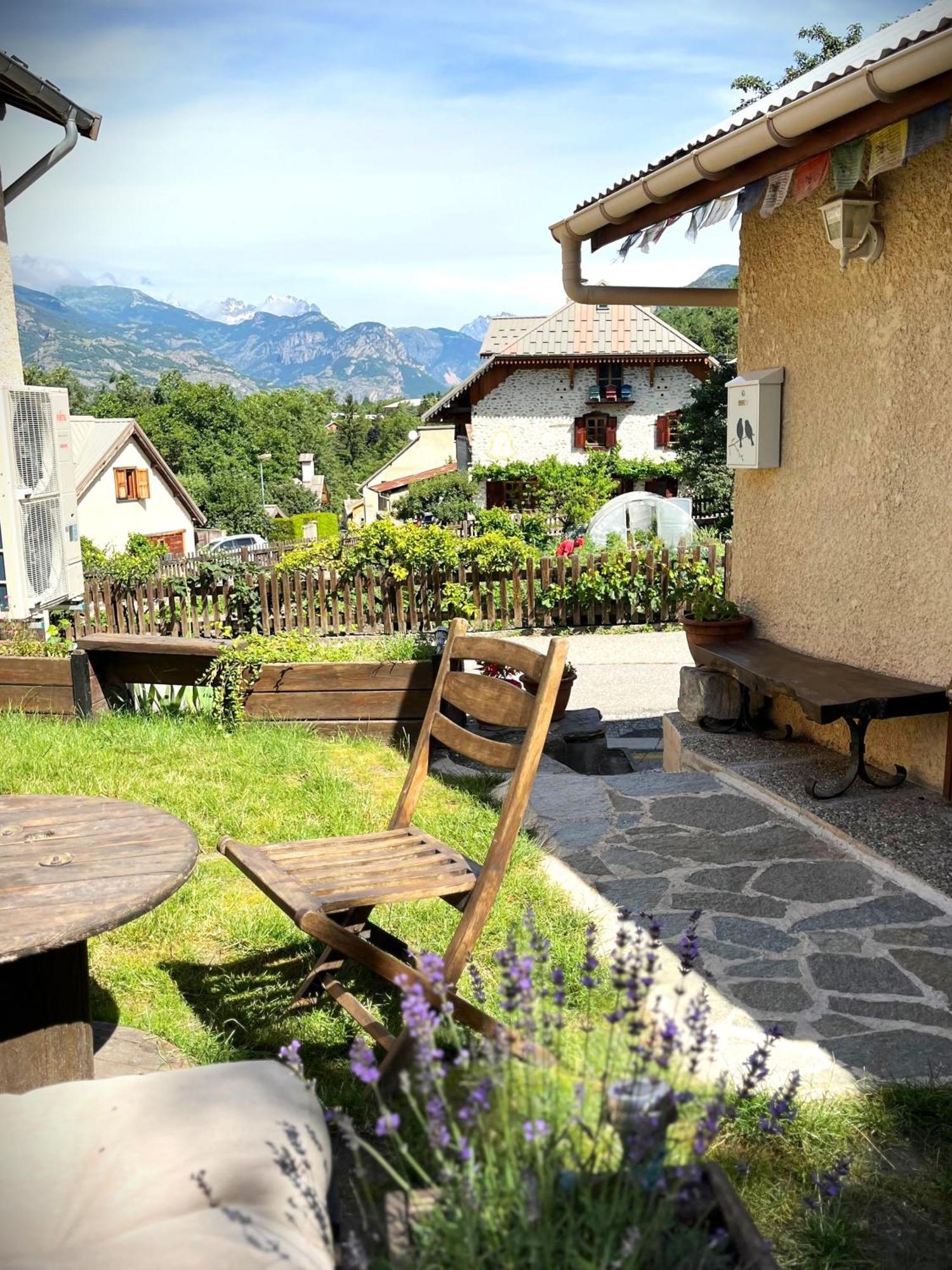 Apartament Cozy Mini House With Beautiful Views Eygliers Zewnętrze zdjęcie