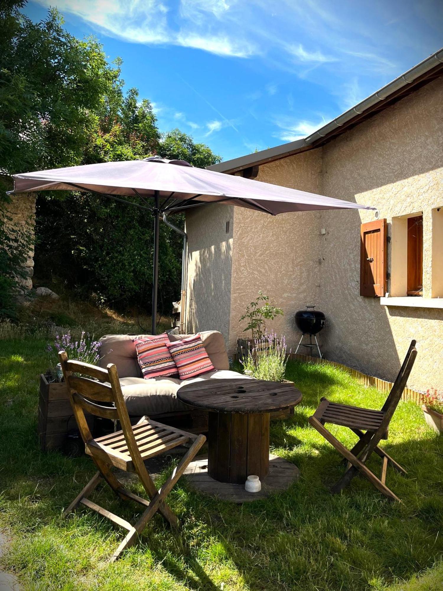 Apartament Cozy Mini House With Beautiful Views Eygliers Zewnętrze zdjęcie