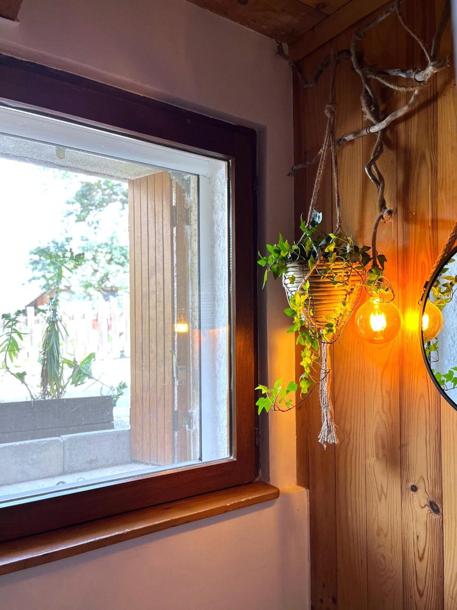 Apartament Cozy Mini House With Beautiful Views Eygliers Zewnętrze zdjęcie