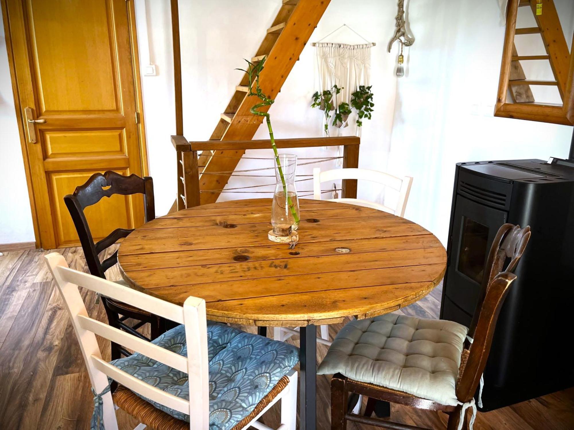 Apartament Cozy Mini House With Beautiful Views Eygliers Zewnętrze zdjęcie